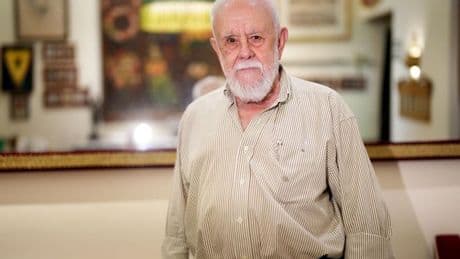 Gonzalo Suárez, guionista y director de cine: "No confío en la inteligencia artificial porque no hace preguntas, solo sabe respuestas. Y yo solo tengo preguntas"