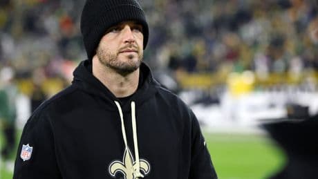 Derek Carr Announces His Retirement Due To Shoulder Injury