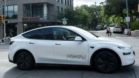 Tesla lancia il robotaxi in Texas. Musk: «Dopo Austin presto a San Francisco, Los Angeles e San Antonio»