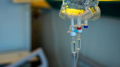 España comienza a utilizar un test pionero para personalizar el tratamiento del cáncer de mama