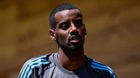 Why Alexander Isak missed Newcastle friendly amid Liverpool transfer talk