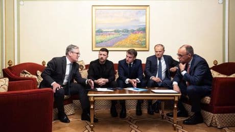 Ukraine-Krieg: Neue Ukraine-Initiativen: Rückt der Frieden nun näher?