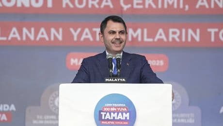 Asrın inşasında 300 bininci konut teslim edildi! Bakan Kurum: Her şey yeniden başlıyor