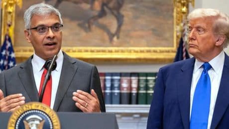 „Genug Hinweise, dass es zumindest eine Vertuschung gefährlicher Experimente gab“, sagt Bhattacharya