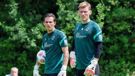 DFB-Pokal - Titz trifft Torwart-Entscheidung bei 96