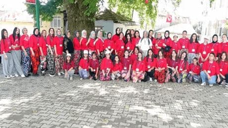 524 yıllık gelenek: Jandarma nöbet tuttu mahalleye erkek almadılar