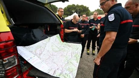 Incendie dans l'Aude: les conditions climatiques "extrêmes" ce dimanche mettent les pompiers sous tension
