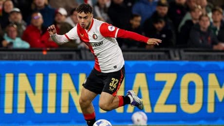 Robin van Persie haalt Aymen Sliti en Jan Plug vast bij A-selectie Feyenoord