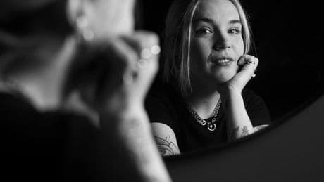Sandy Ramier, influenceuse : « Le premier plat que j’ai fait était une tarte aux pommes, j’étais trop fière, même si elle avait une sale gueule »