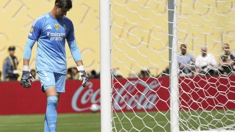 Courtois renueva un año más con el Real Madrid
