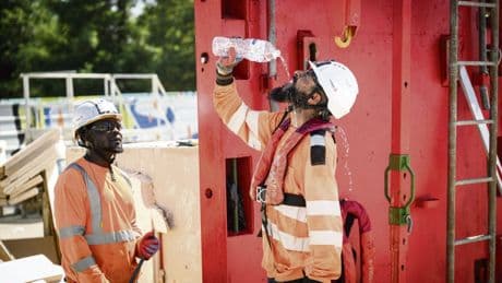 Canicule : aménagement du temps de travail, pause repos… ce que prévoit le nouveau décret pour éviter la surchauffe