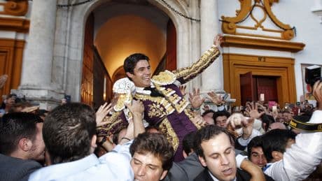 Las cuatro orejas de Pablo Aguado en Sevilla, un triunfo "soñado"
