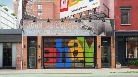 30 anni di eBay festeggiati con un’asta benefica di oggetti di culto