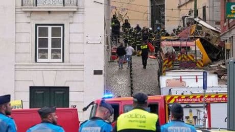 Lissabon: Berühmte Standseilbahn entgleist - mindestens drei Tote