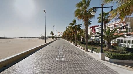 Detenidos tres jóvenes, uno menor, por dar una paliza a otro para robarle en Valencia