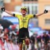 Wielrenster Vos stuurt als de beste en haalt in Vuelta met etappezege revanche voor chaos bij ploegentijdrit