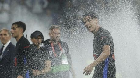 Héctor Fort no le da vueltas: solo Barça