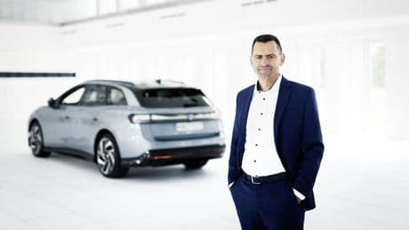 Martin Sander, jefe de Ventas de Volkswagen: “El coche con extensor de autonomía es ideal para quien desea uno eléctrico, pero aún tiene ansiedad y no está del todo listo para dar el salto”