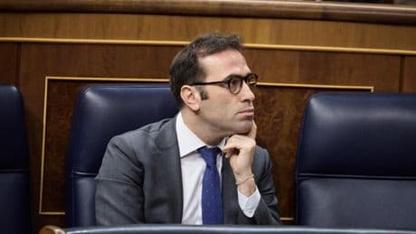 Cuerpo retira su candidatura a la presidencia del Eurogrupo y despeja la vía a la reelección del irlandés Donohoe