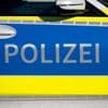 Landkreis Bad Kreuznach: Sofa auf B41 verloren: Autofahrerin hat Crash mit Couch