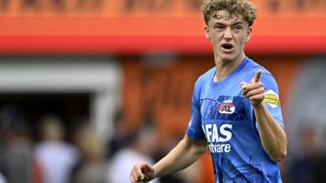 Tegenvaller voor AZ: geblesseerde Sven Mijnans niet mee naar Levski Sofia