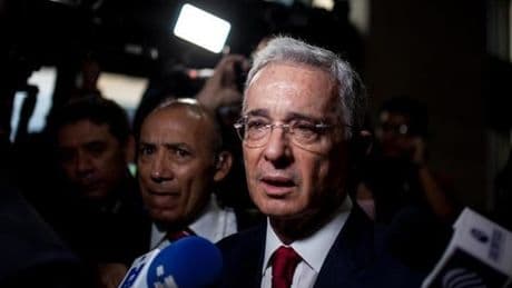 Kolombiya'da eski Devlet Başkanı Uribe, 12 yıl ev hapsine mahkum edildi