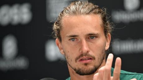 „Ich habe gegen Djokovic verloren, nicht gegen Hans Peter“ – Zverev kontert Kritiker