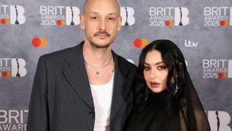 Charli xcx hat geheiratet – und ihren Mann zum Weinen gebracht
