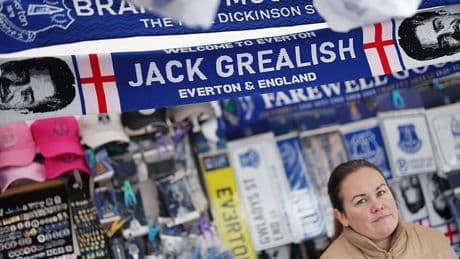 Premier League LIVE: Latest score, team news and updates from all of the 3pm games featuring Everton vs Aston Villa and Newcastle vs Wolves