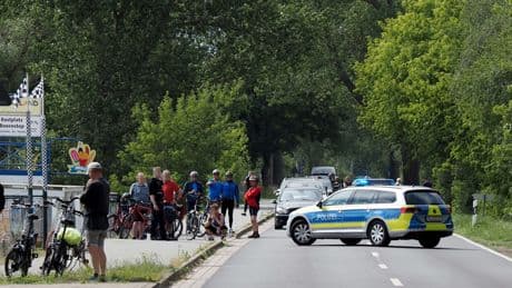 Drama auf Ostsee-Radweg - Klapprad-Fahrerin stirbt nach Crash mit Rennrad