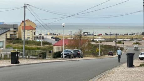 "On ne verra plus la ligne d'horizon": la construction d'immeubles sur le front de mer de Stella-Plage divise
