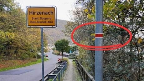 Eines der ältesten Verkehrszeichen Deutschlands: Niemand weiß, was es bedeutet
