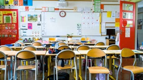 « Un scandale national » : au moins un prof manquant à la rentrée dans plus de la moitié des collèges et lycées, selon le Snes-FSU