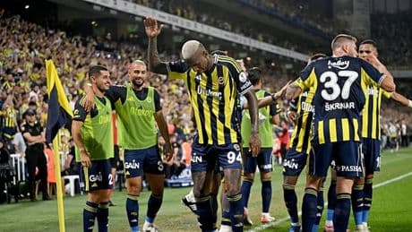 Fenerbahçe'de hedef Benfica deplasmanında Şampiyonlar Ligi biletini almak