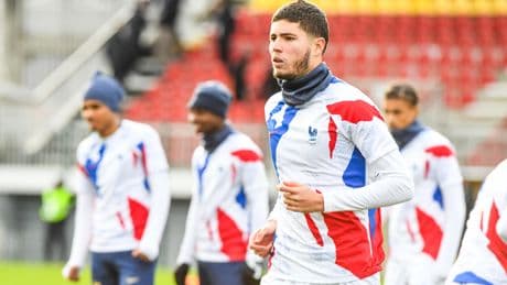 Foot : en vidéo, le plus jeune fils Zidane permet à l’équipe de France U20 de l’emporter