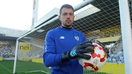 Jon Tena se despide del Barakaldo