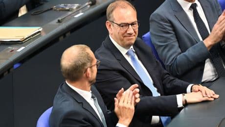 Bundeswehr: Bundestag wählt Henning Otte zum Wehrbeauftragten