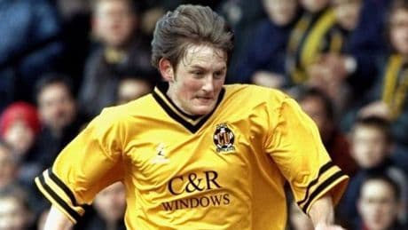 Former EFL star Tom Youngs dies aged just 45 from MS as tributes paid