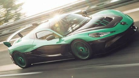 Rimac Nevera R straccia Koenigsegg Jesko Absolut: record di velocità con 431,45 km/h