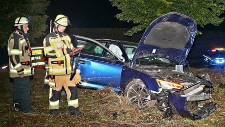 Beifahrer war 15 - 13-Jähriger crasht Audi nach Verfolgungsjagd mit Polizei