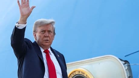 Trump-Flieger startet zum Gipfel mit Putin