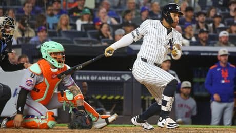 Jorbit Vivas’ tenacious at-bat adds him to list of unlikely Subway Series standouts