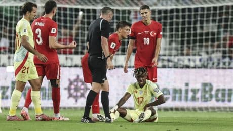 El parte médico condena a Nico Williams: podría perderse el debut del Athletic en la Champions