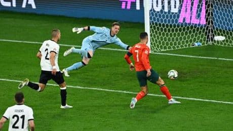 DFB-Niederlage gegen Portugal: Ronaldo lässt Deutschland alt aussehen