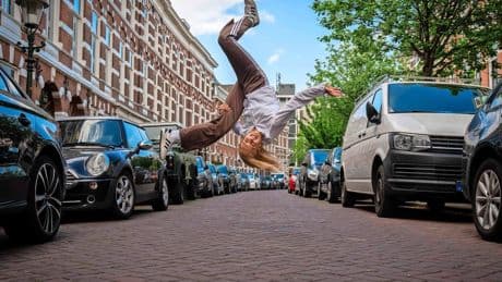 Freerunster Noa Diorgina Man (20) is elke dag bang: ’Maar ik overwin ook iedere dag mijn angsten’
