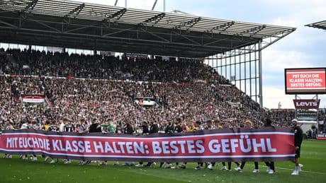 Abschluss-Zeugnis des FC St. Pauli - Drei Fünfer und eine Sechs