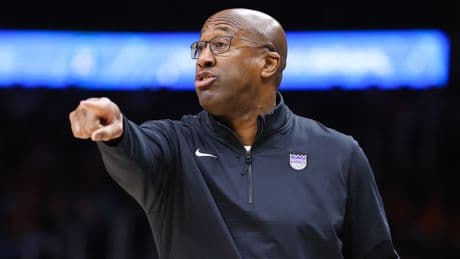 Knicks hiring Mike Brown to lead new era with heightened expectations