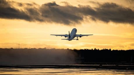 Fluggastrechte: Kostenloses Handgepäck? EU-Abgeordnete für Neuregelung