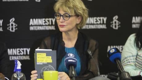 La Russie interdit Amnesty International sur son territoire, déclarant l’ONG «indésirable»