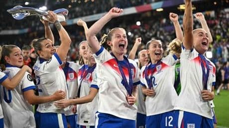 Finale der Fußball-EM 2025: England schlägt Spanien im Elfmeterschießen – das passende Finale für dieses Turnier